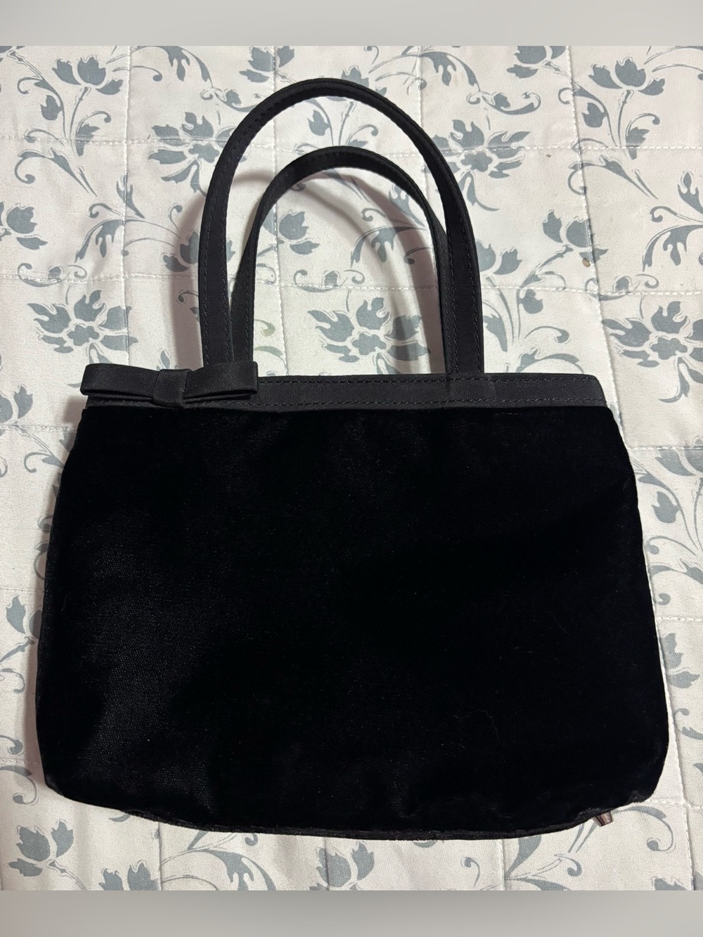 Small Black Velvet Gap Purse
